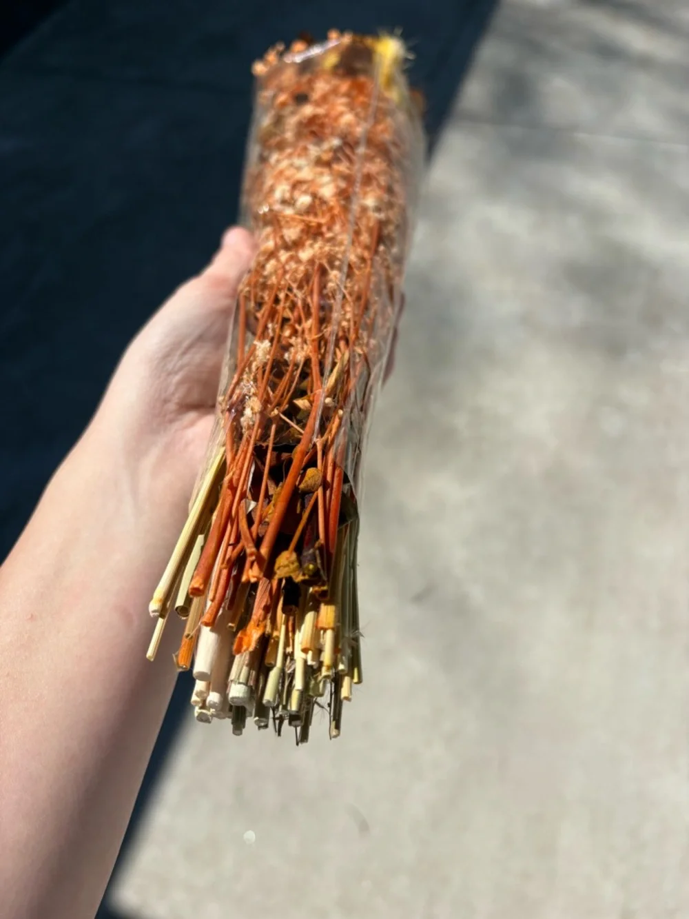 BOUQUET OF DRIED FLOWERS